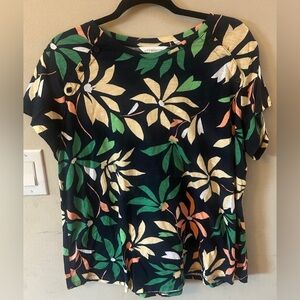 Liz Claiborne floral tee size xxl